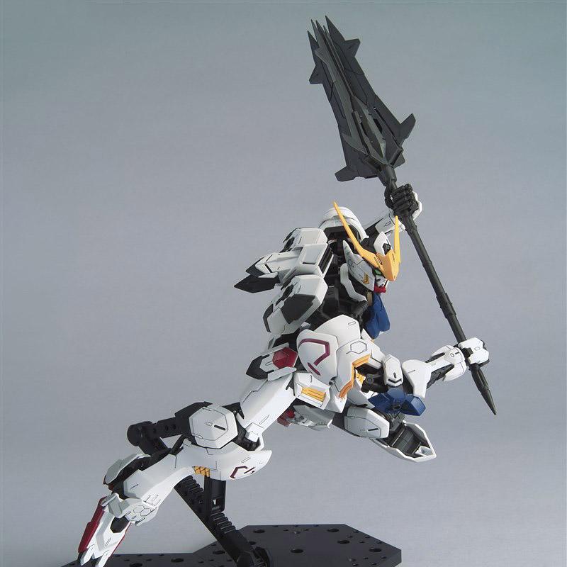 GUNDAM IRON BLOODED ORPHANS BARBATOS MG 1/100 MODEL KITS