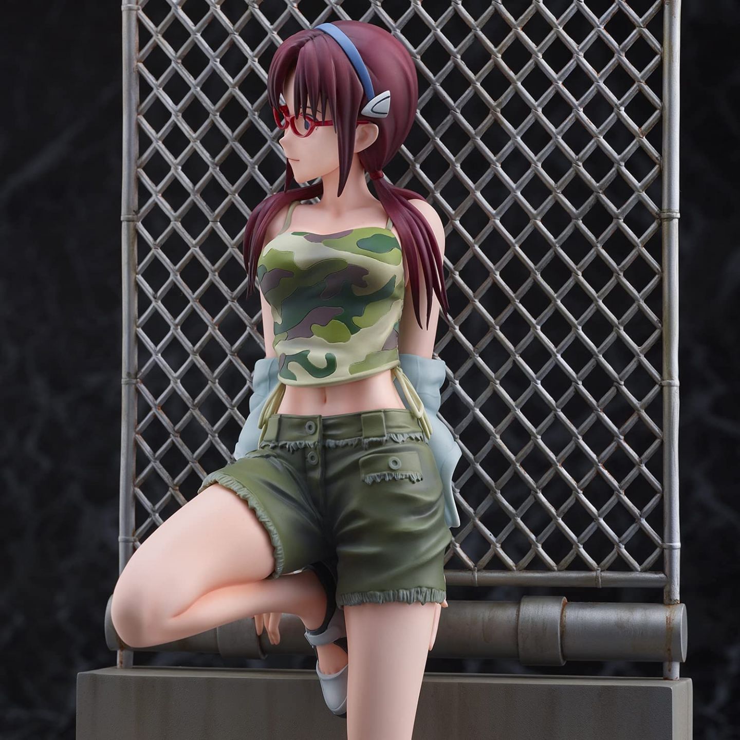EVANGELION MARI MAKINAMI ILLUSTRIOUS REBUILD SCALE FIGURE