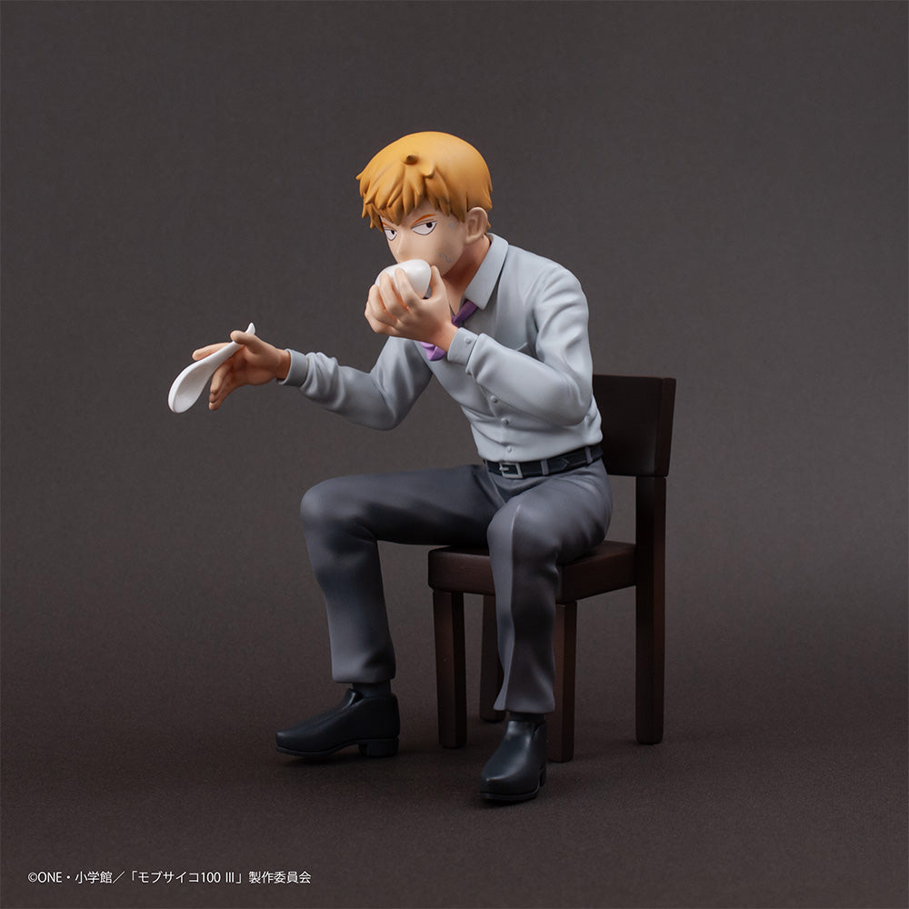 MOB PSYCHO 100 III - REIGEN ARATAKA(BUNBOUGU CAFE 2022) SCALE FIGURE