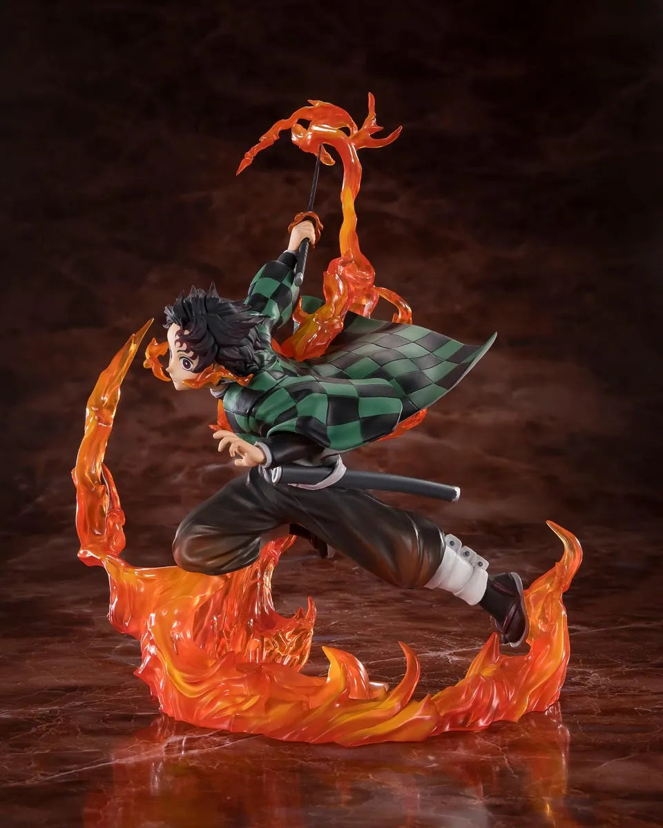 DEMON SLAYER - TANJIRO KAMADO (KYOJURO RENGOKU'S SWORD GUARD VER.) FIGUARTS ZERO TAMASHII NATIONS SCALE FIGURE