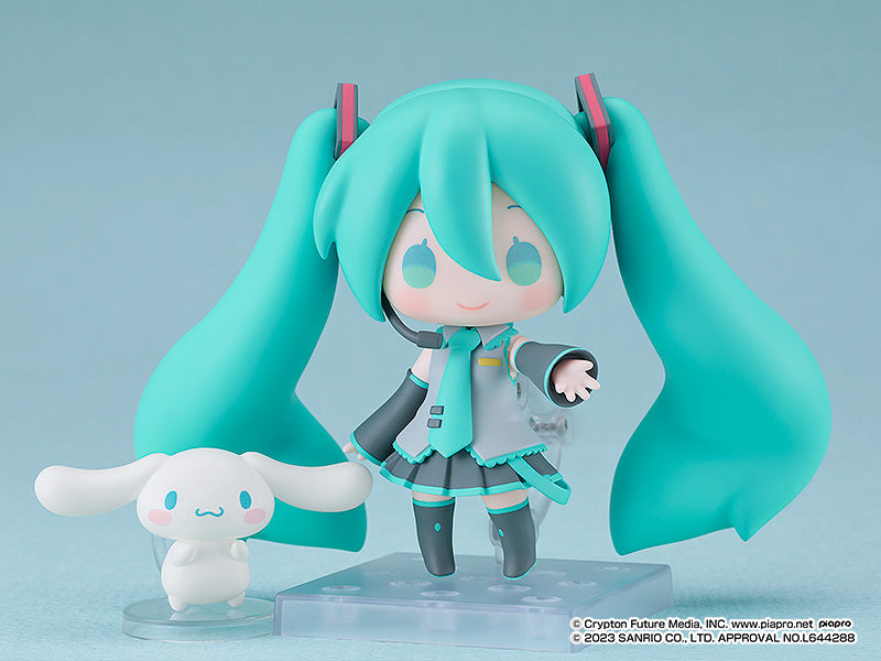 HATSUNE MIKU X CINNAMOROLL NENDOROID FIGURE COLLABORATION VER.