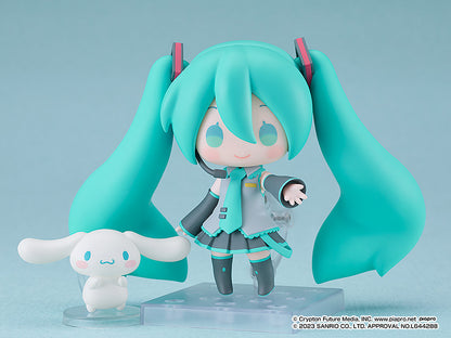 HATSUNE MIKU X CINNAMOROLL NENDOROID FIGURE COLLABORATION VER.
