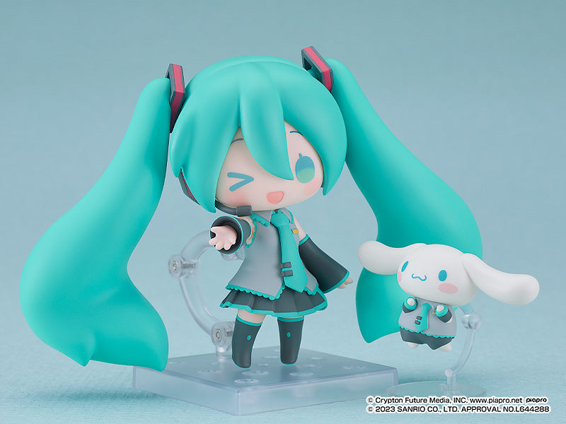 HATSUNE MIKU X CINNAMOROLL NENDOROID FIGURE COLLABORATION VER.