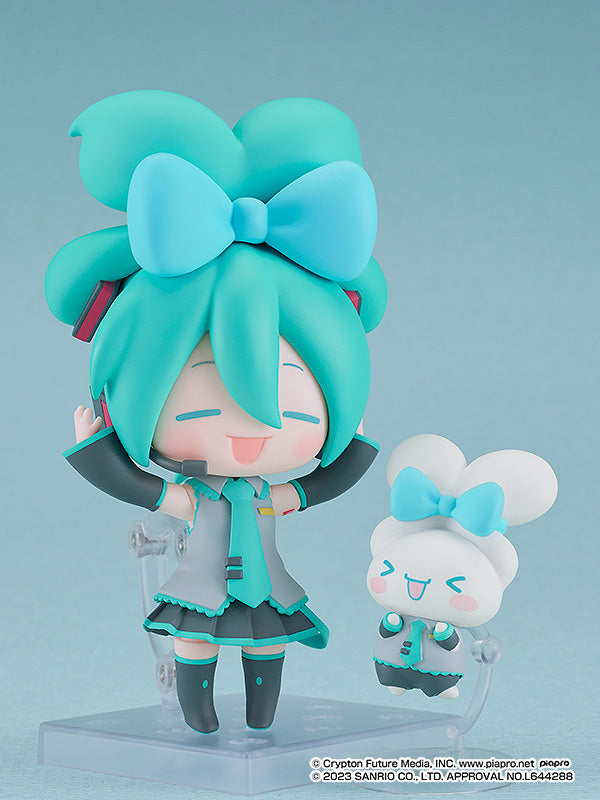 HATSUNE MIKU X CINNAMOROLL NENDOROID FIGURE COLLABORATION VER.