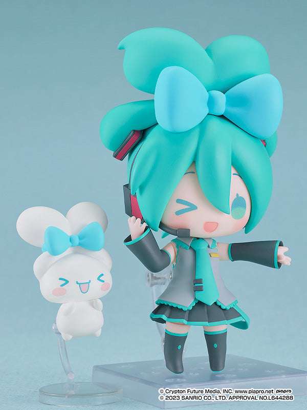 HATSUNE MIKU X CINNAMOROLL NENDOROID FIGURE COLLABORATION VER.
