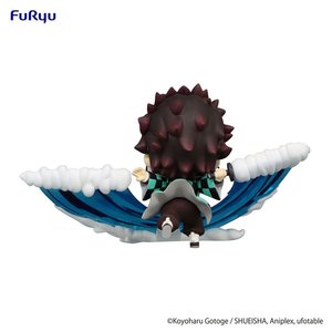 DEMON SLAYER TANJIRO KAMADO HOLD MINI FIGURE