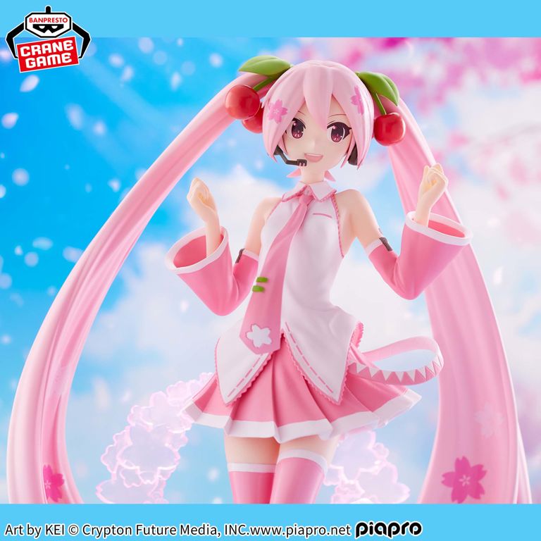 HATSUNE MIKU - SAKURA MIKU BANPRESTO EVOLVE FIGURE