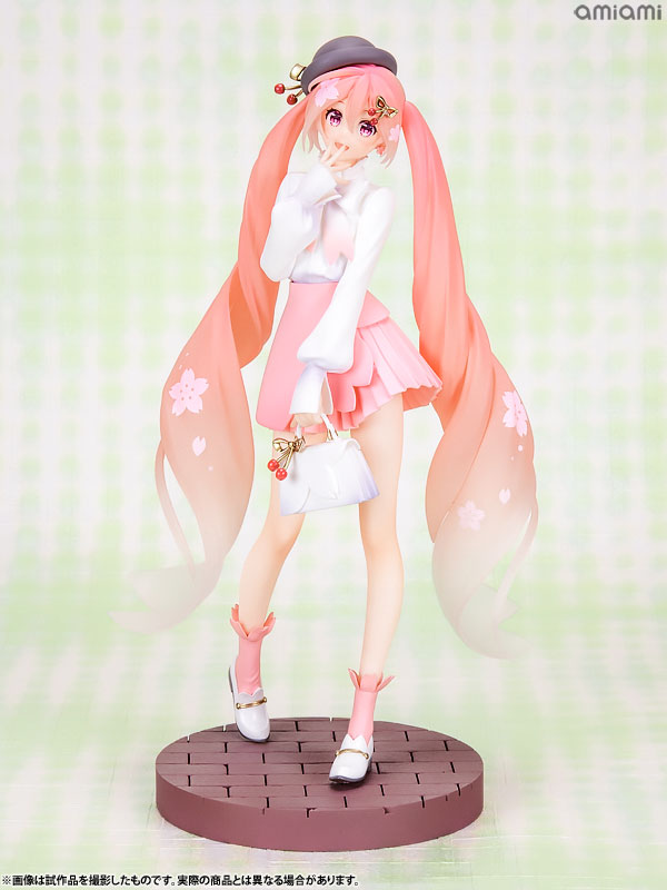 HATSUNE MIKU - SAKURA MIKU "HANAMI OUTFIT VER." POP UP PARADE FIGURE