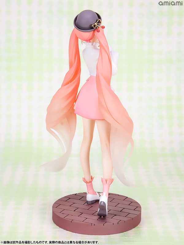 HATSUNE MIKU - SAKURA MIKU "HANAMI OUTFIT VER." POP UP PARADE FIGURE