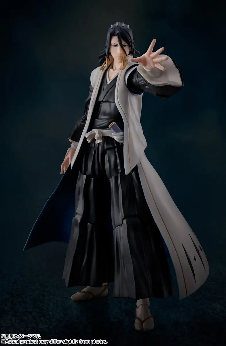 BLEACH - BYAKUYA KUCHIKI S.H. FIGUARTS