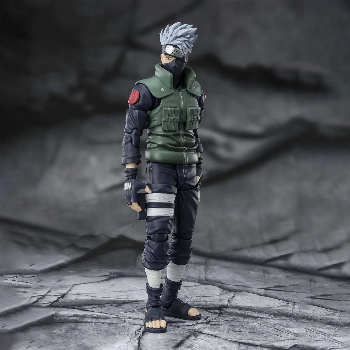 NARUTO SHIPPUDEN - KAKASHI HATAKE (THE FAMED SHARINGAN HERO) S.H. FIGUARTS TAMASHII NATIONS