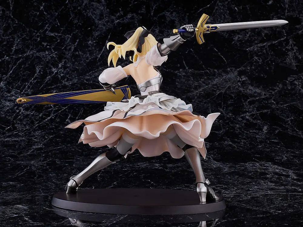 FATE/STAY NIGHT - REINCARNATION SABER LILY "DISTANT AVALON" MODEL KIT