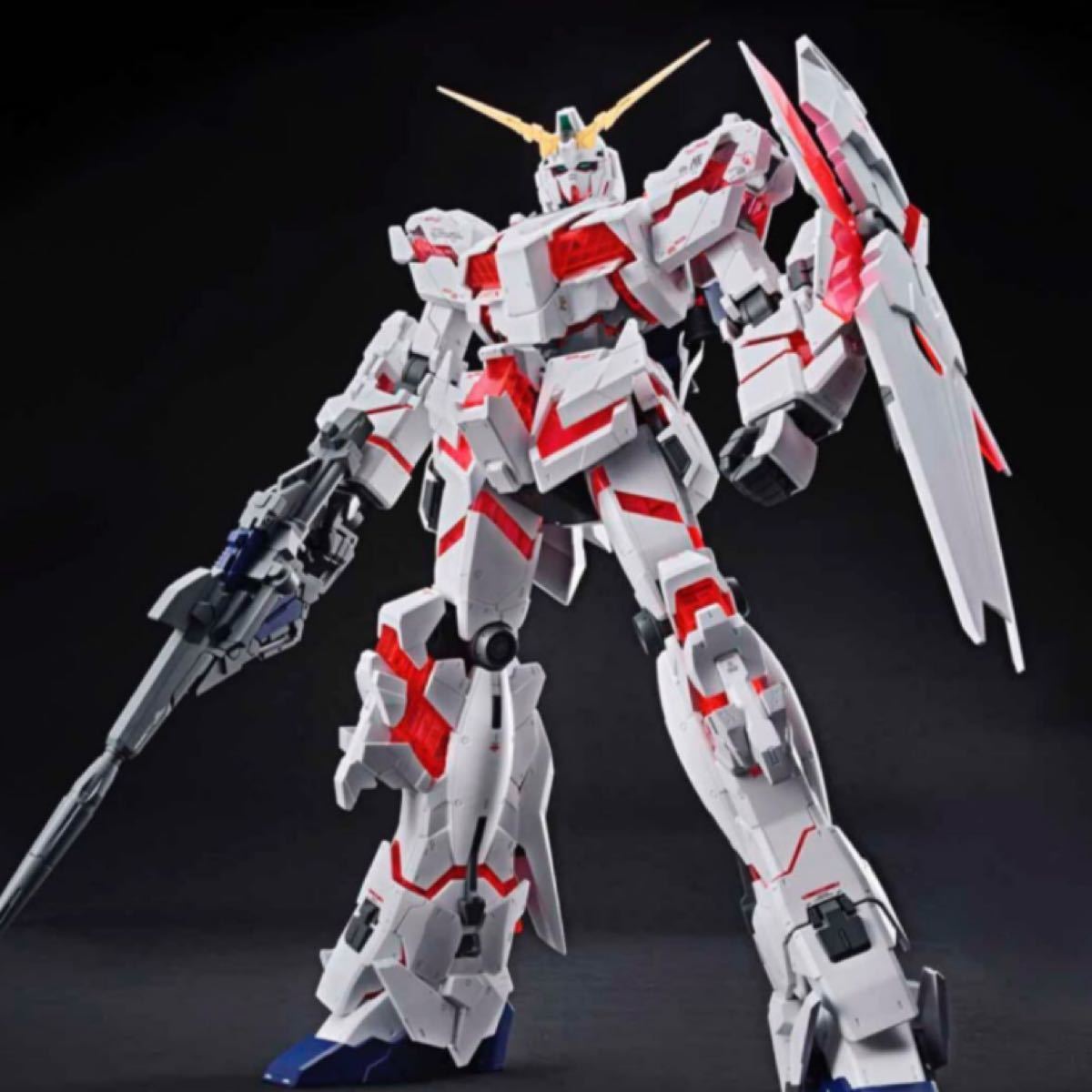 GUNDAM UNICORN - UNICORN GUNDAM FULL PSYCHO FRAME PG 1/60 MODEL KIT