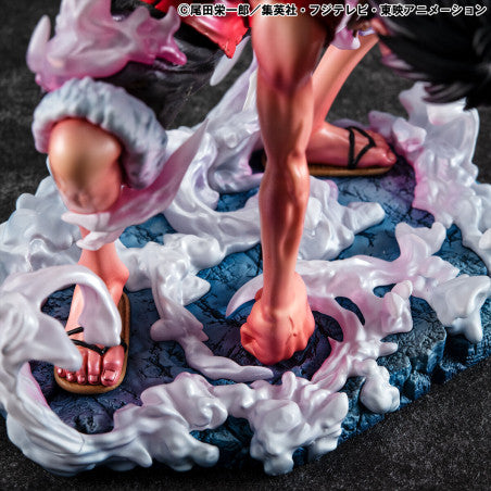 ONE PIECE - MONKEY D. LUFFY "GEAR 2ND" PORTRAIT OF PIRATES SCALE FIGURE