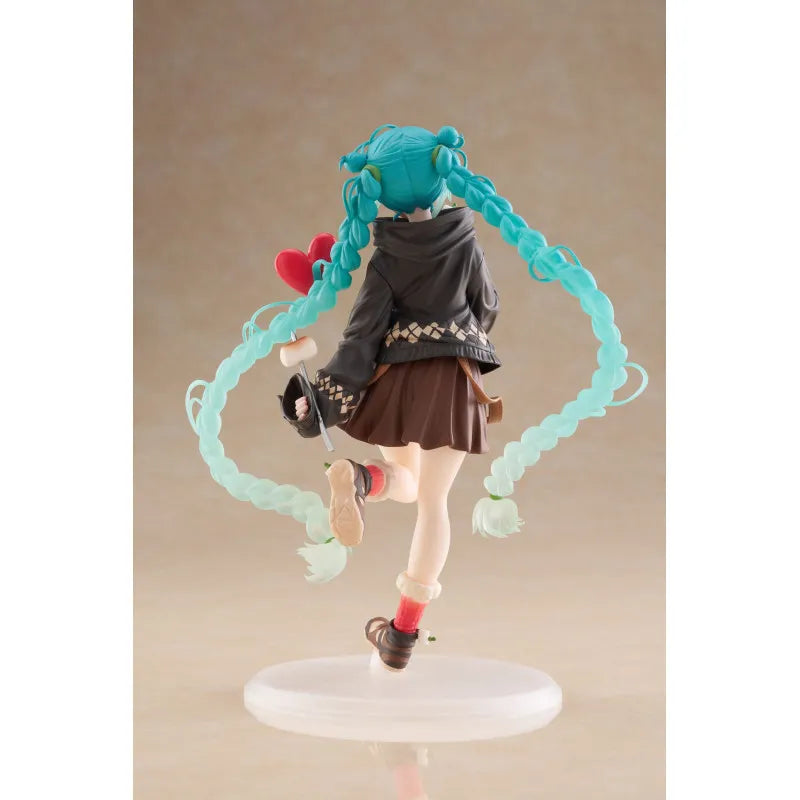 HATSUNE MIKU - OUTDOOR FASHION FIGURE